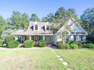 17 Shelburne Ln, Pawleys Island, SC 29585
