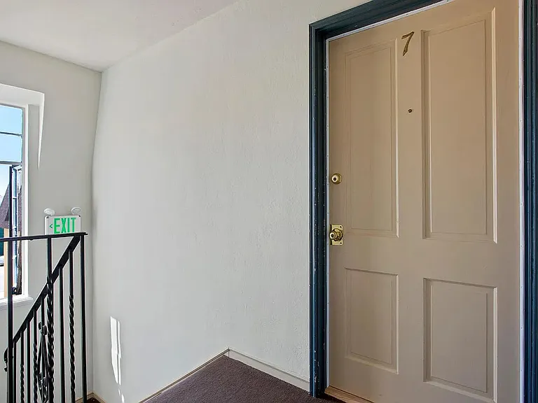 939 Solano Ave #7 — Photo 4
