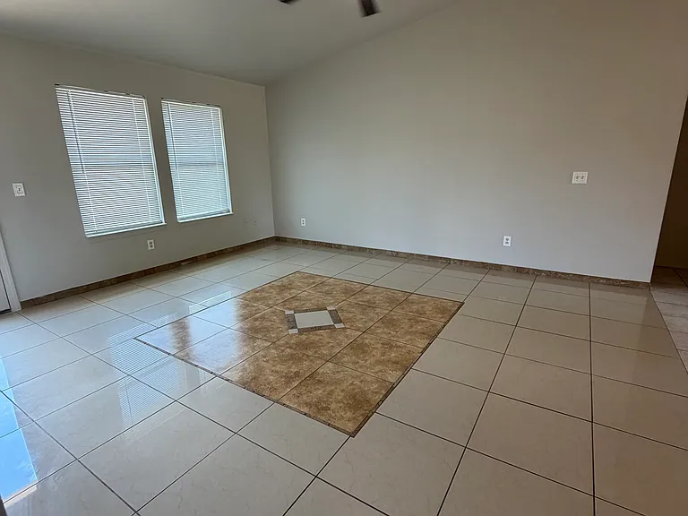 2704 Fennel Rd — Photo 18