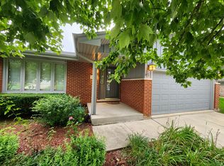 639 Poplar Ave, Romeoville, IL 60446