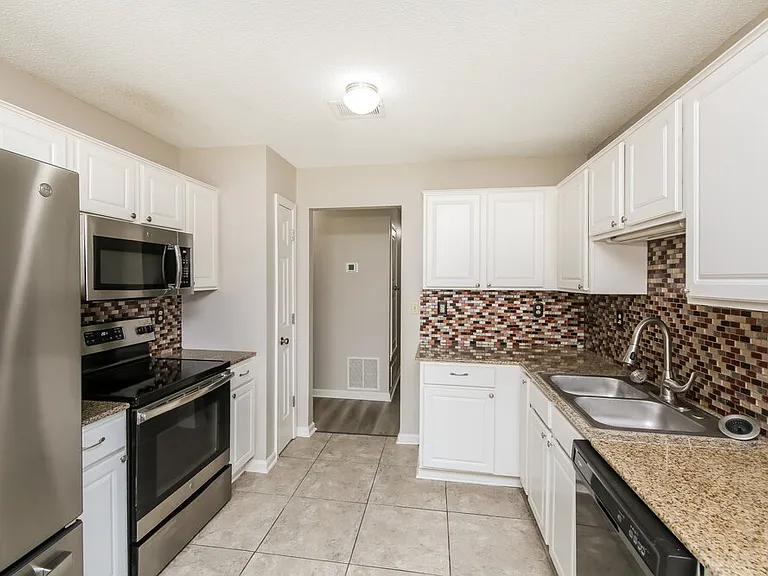956 Jessica Lauren Cv — Photo 7