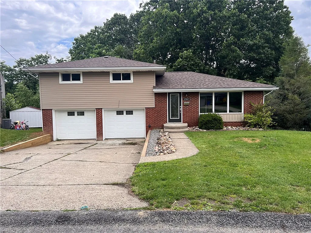 2765 Hastings Dr photo 1