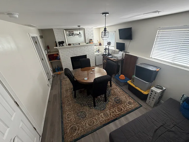 741 Kentucky Dr — Photo 3