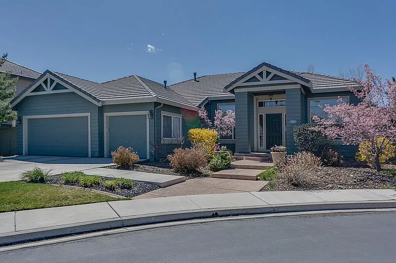 9885 Rio Bravo Ct photo 1