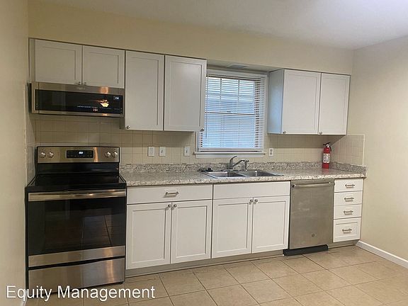 2nd image of 3733 Indian Run Dr APT 7