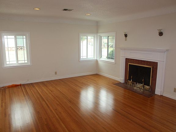 4th image of 5908 N Del Loma Ave