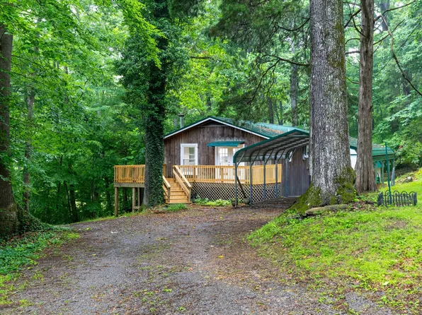 216 Rippy Ridge Rd, Normandy, TN 37360