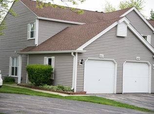 2631 Oakshire Ct, Aurora, IL 60502