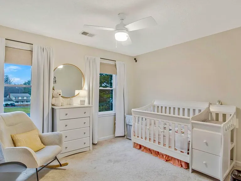 8300 Venture Dr — Photo 19