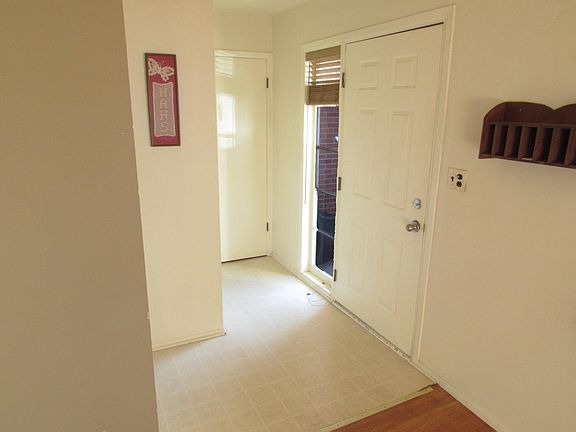 3rd image of 38474 Littlefield Dr