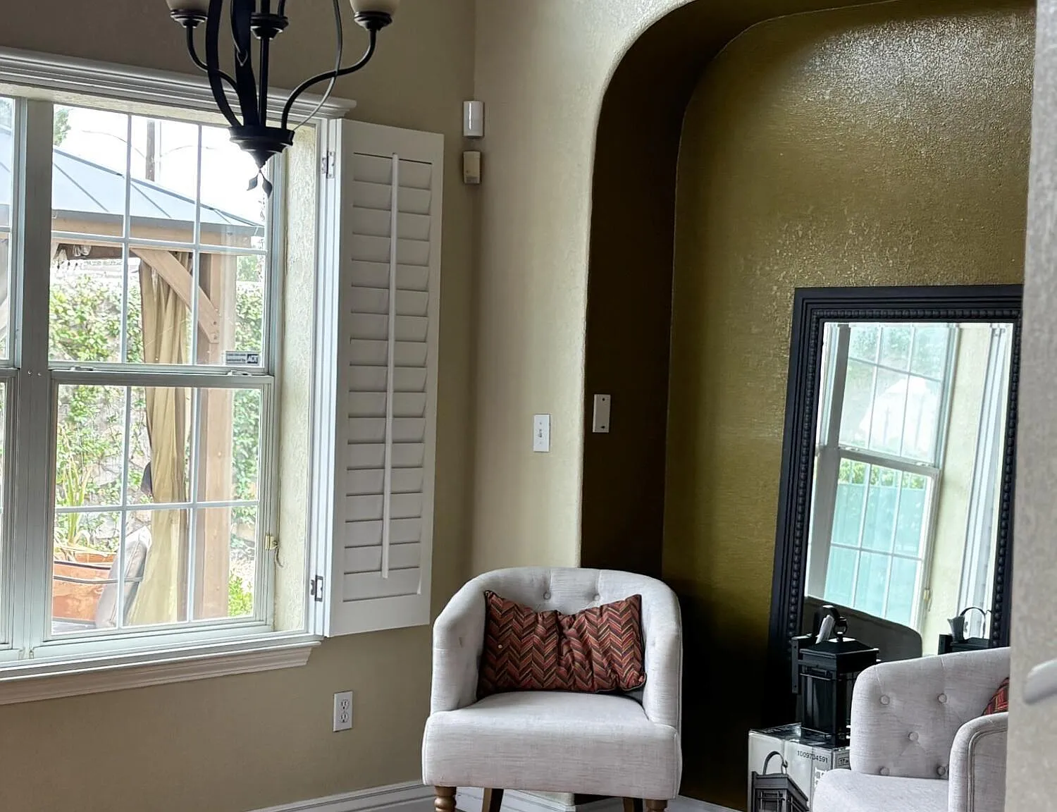 3 bed, 2.5 bath, 2061 sqft, $2,100 — Photo 4