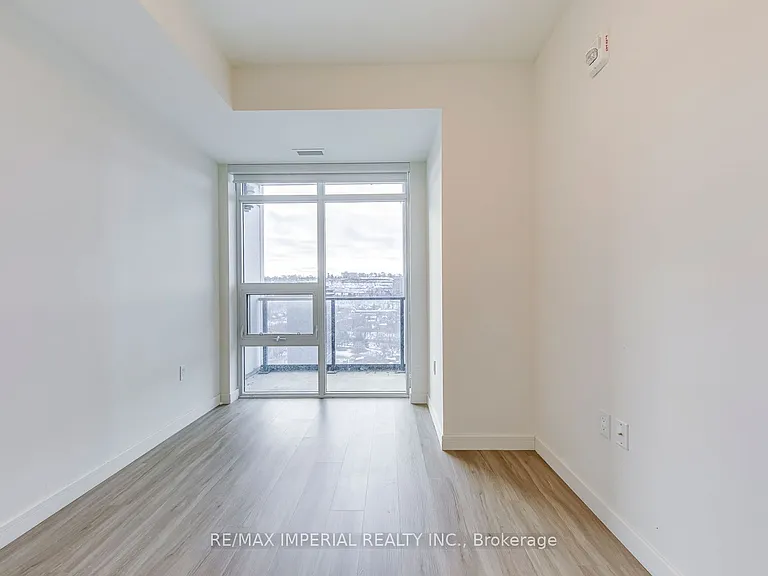 49 Walnut St S #1803 — Photo 23