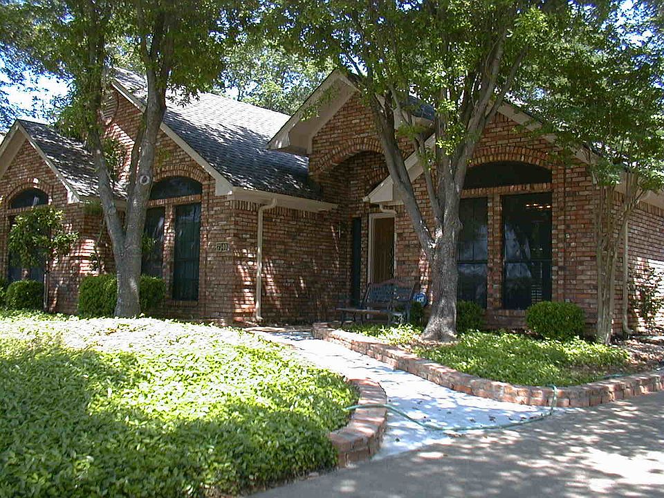 1st image of 7340 Holiday Ln