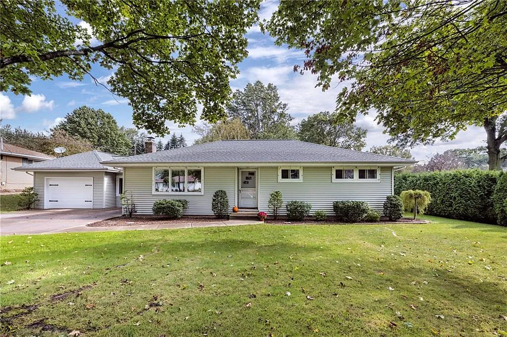5313 Schwartz Dr photo 1
