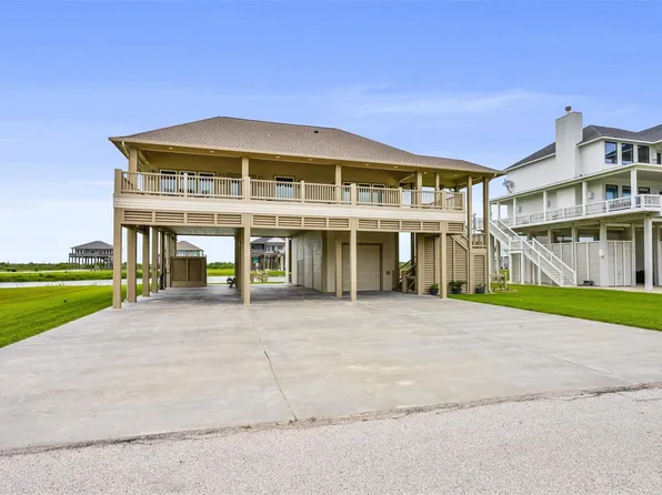 3721 Biscayne Beach Rd, Pt Bolivar, TX 77650