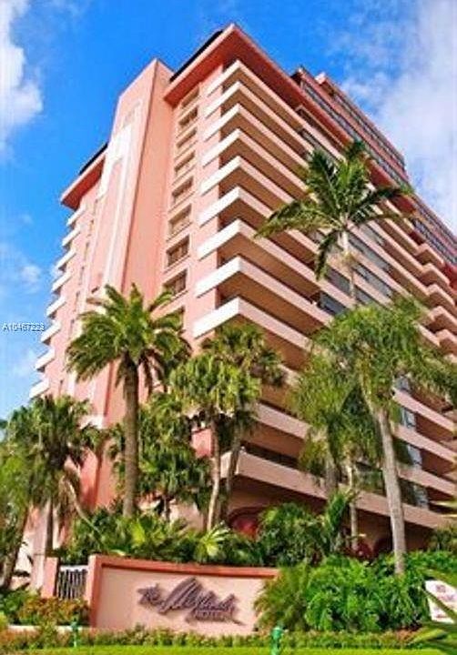 5225 Collins Ave APT 808, Miami Beach, FL 33140 | Zillow