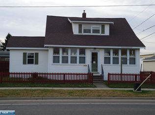 807 3rd Ave NW, Chisholm, MN 55719