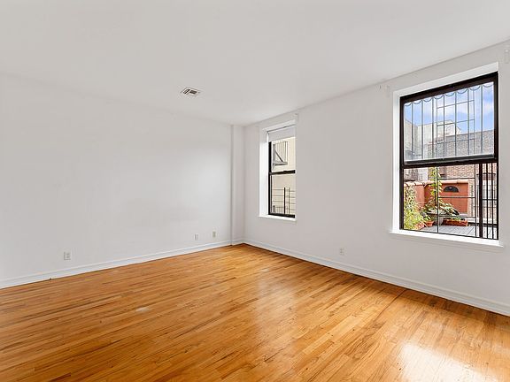 5th image of 157 W 118th St APT 3