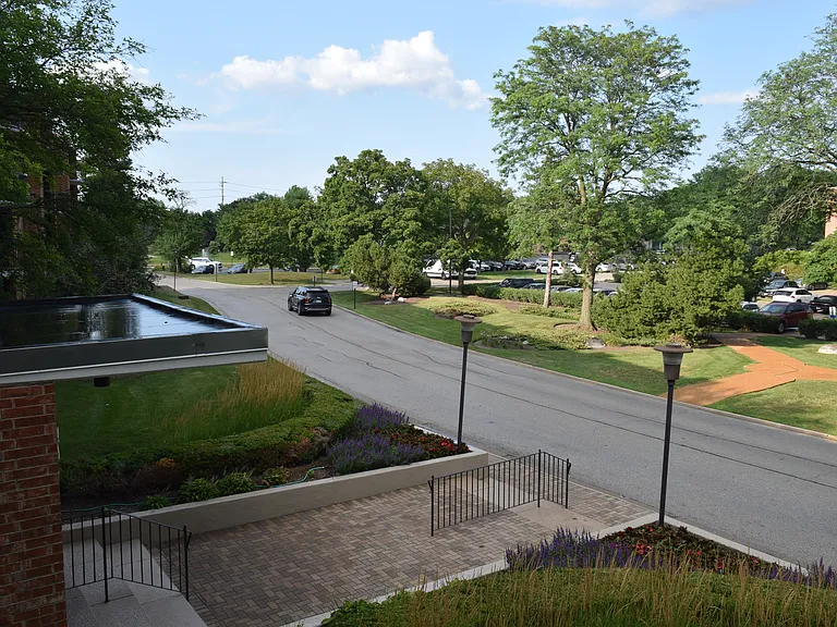 1405 E Central Rd #201A — Photo 29