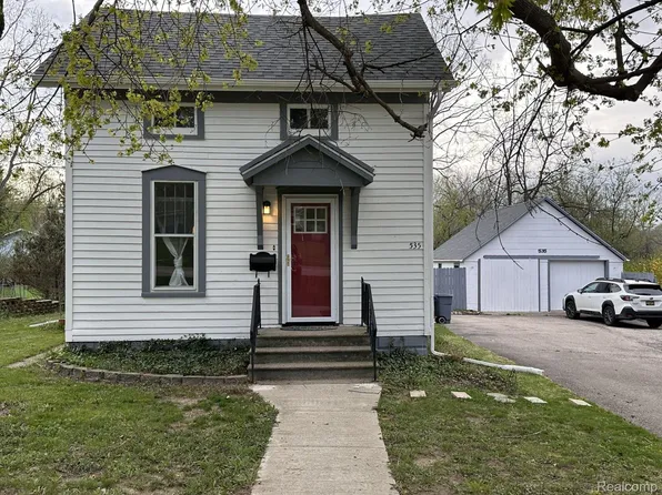 535 N Almont Ave, Imlay City, MI 48444