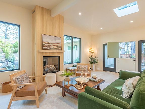 5th image of 4158 El Bosque Dr