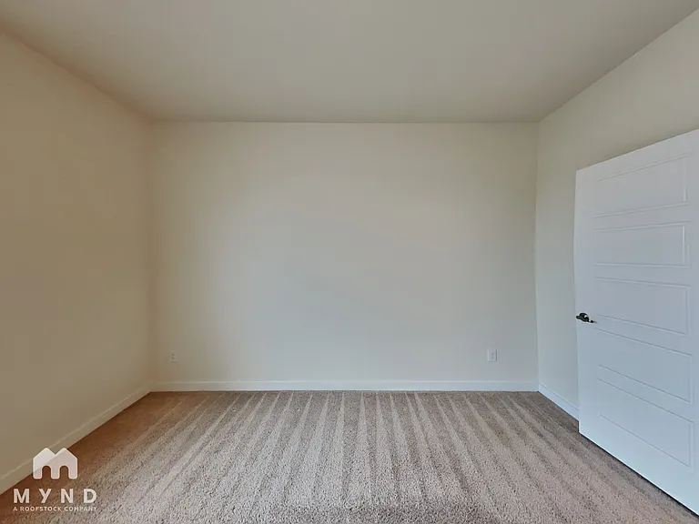 4725 Tanglewood Dr — Photo 6