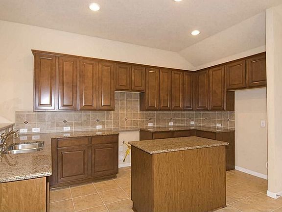 5th image of 9018 Newcroft Ct