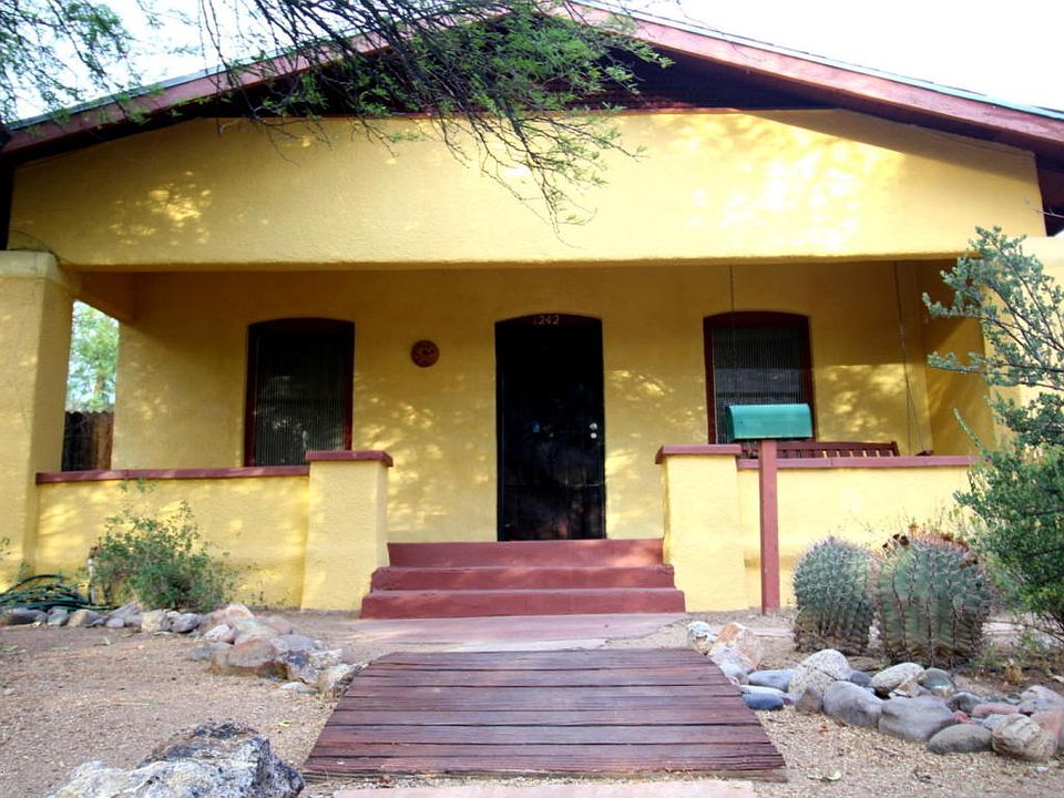1st image of 1242 N 5th Ave