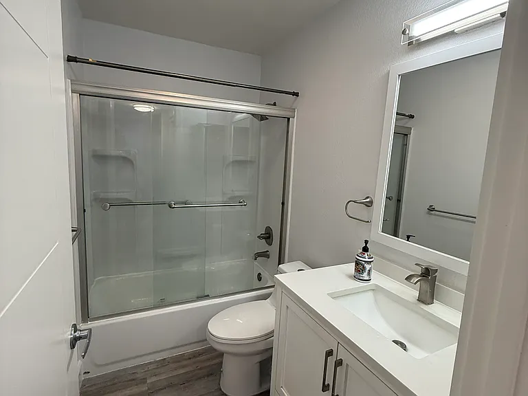 3280 Cabrillo Ave #3 — Photo 7