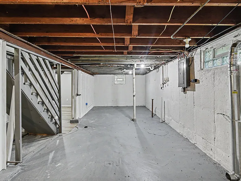 5613 Statler Ave — Photo 16