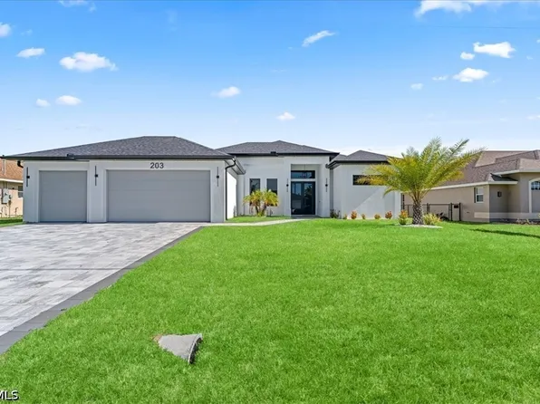 203 SE 11th Terrace Cpe, Coral, FL 33990
