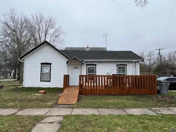 427 Exchange St, Emporia, KS 66801