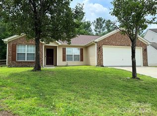 7267 Sandown Ct, Harrisburg, NC 28075