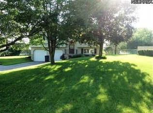 9285 Flora Dr, Streetsboro, OH 44241