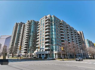 29 Pemberton Ave #902, Toronto, ON M2M 4L5