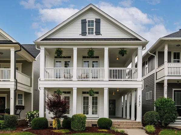 137 Meadows Edge Dr, Chapel Hill, NC 27516