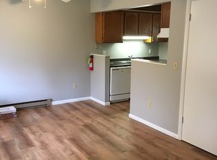 967 Pine St #B, Burlington, VT 05401