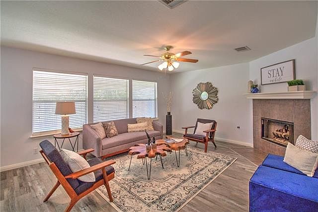 1st image of 1213 Heritage Hill Cv