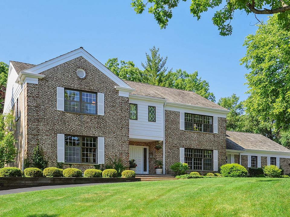 1st image of 801 McCormick Dr