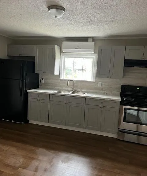 105 N Pugh St — Photo 8