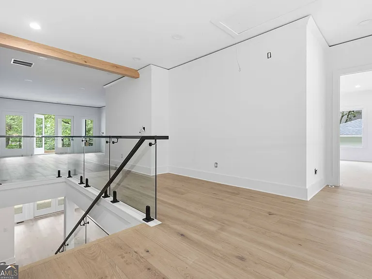 3196 Towerview Dr NE — Photo 27