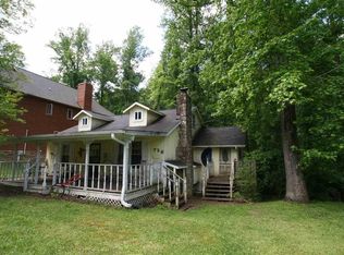 726 Dogwood Ln, Gatlinburg, TN 37738