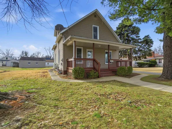 2222 W Callender Ave, Peoria, IL 61604