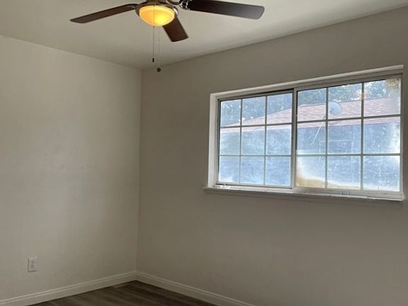 2nd image of 1285 N G St