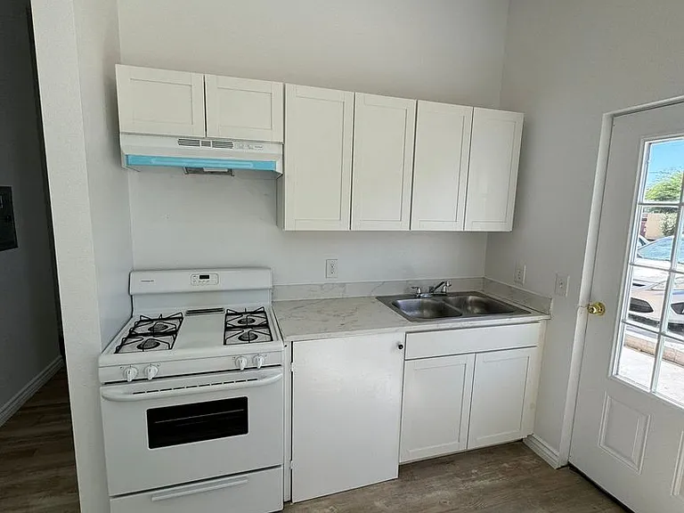 3760 E Calle De Carlos — Photo 5