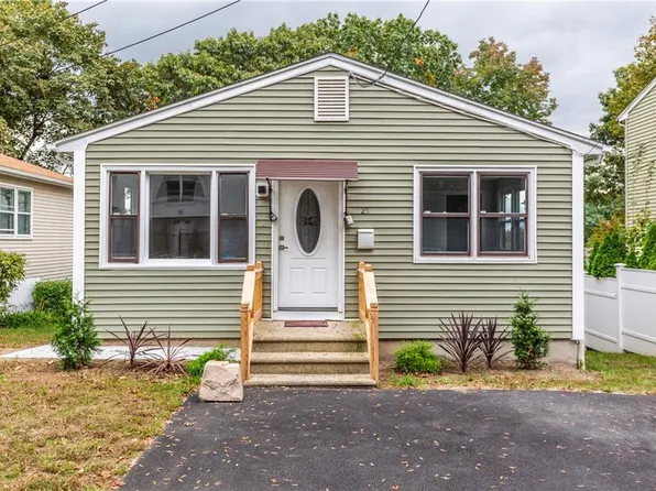 25 Stillwater Ave, Providence, RI 02908