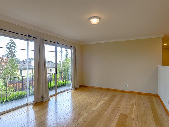 5th image of 1316 Bellair Way
