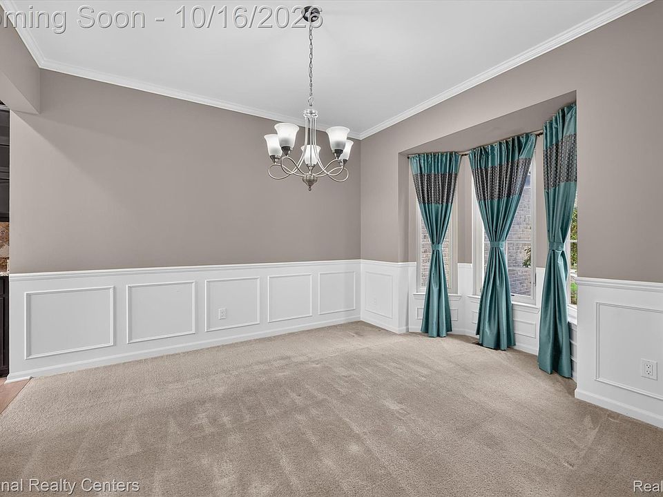 52347 Ferndale Dr, photo 8