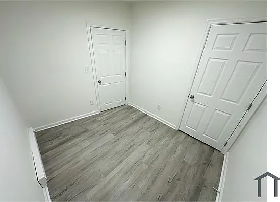 2153 W Grange Ave — Photo 7