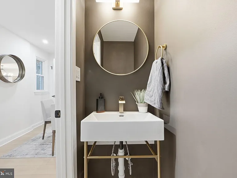 5520 N Capitol St NW — Photo 17